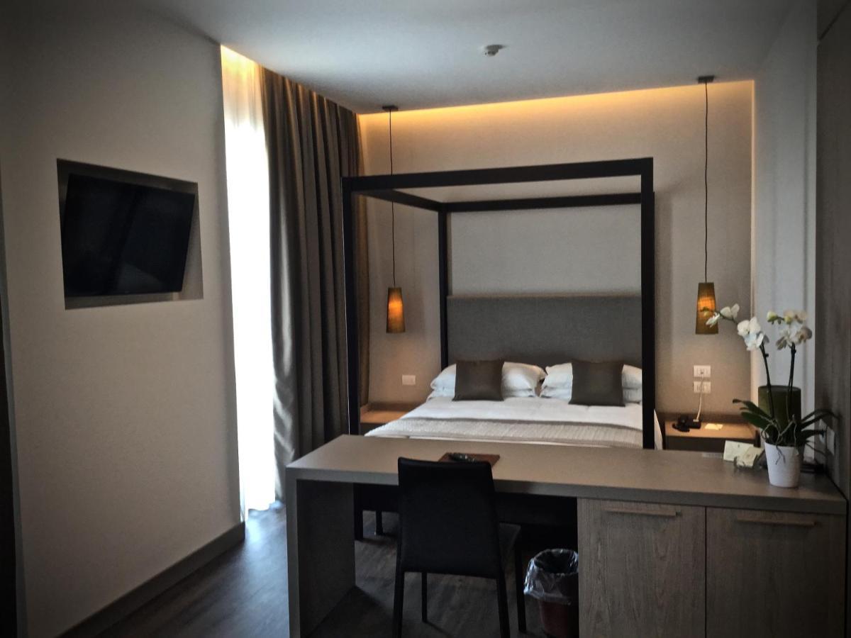 לידו די ג'סולו Hotel Principe Palace מראה חיצוני תמונה