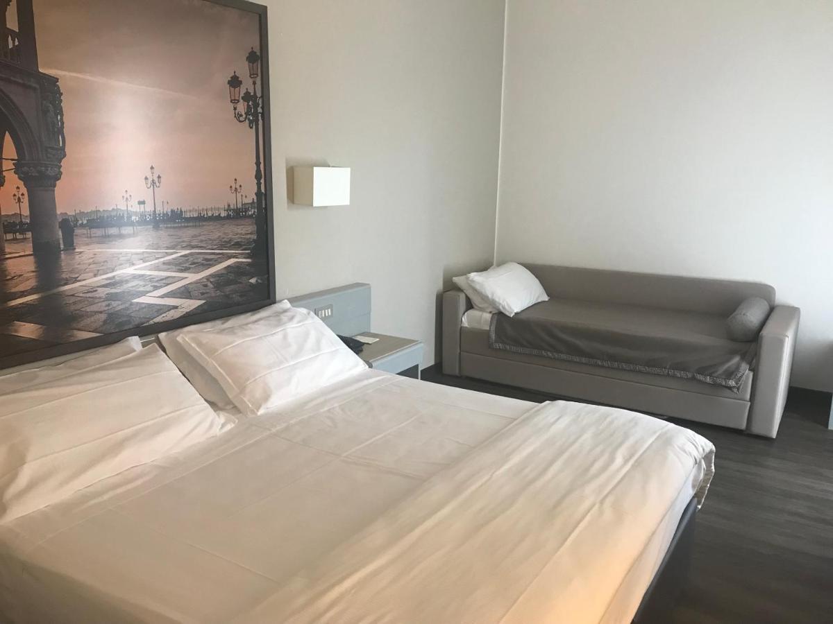 לידו די ג'סולו Hotel Principe Palace מראה חיצוני תמונה